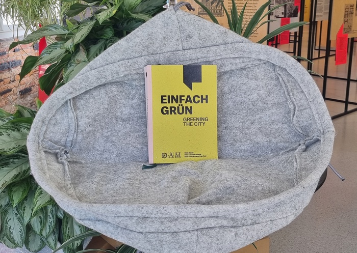 Publikation zur Ausstellung EINFACH GRÜN & Pflanzsack